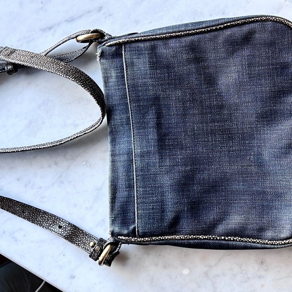 RARE HTF Brahmin Denim Crossbody Bag - Picture 3 of 9